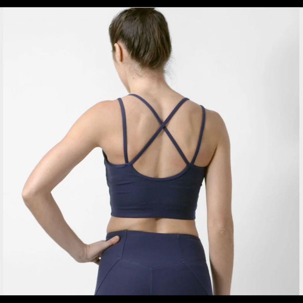 NWT Crane & Lion Navy Sports Bra - Size 4